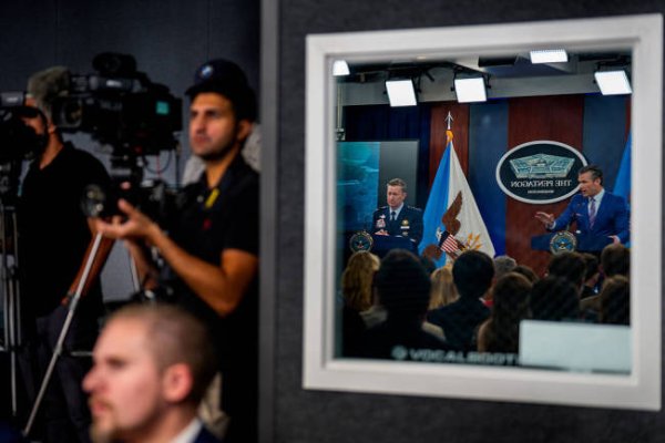 四川炒股配資 美防長(zhǎng)焦慮：中方人員不再參與任何項(xiàng)目 微軟停用中國(guó)工程師